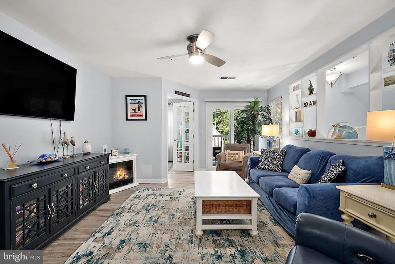 Meadows At Manklin C Real Estate for Sale - 11421 Manklin Creek Rd #1 in Berlin Photo 6