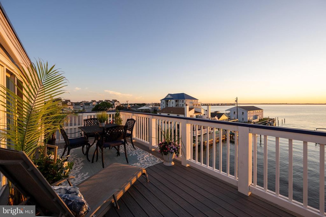 Bradley On The Bay Real Estate for Sale - 3701 Coastal Hwy #324F in Ocean City Photo 4