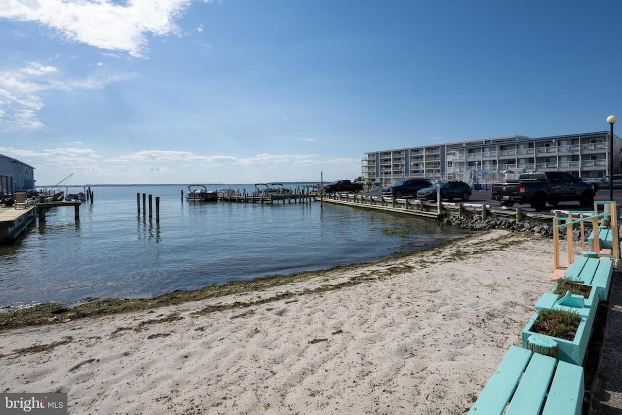 Bradley On The Bay Real Estate for Sale - 3701 Coastal Hwy #324F in Ocean City Photo 36