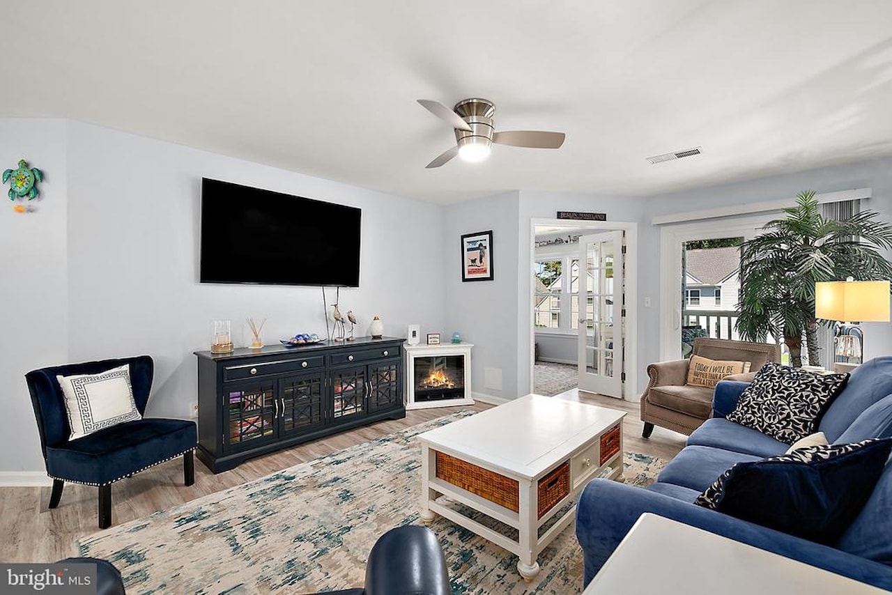 Meadows At Manklin C Real Estate for Sale - 11421 Manklin Creek Rd #1 in Berlin Photo 5