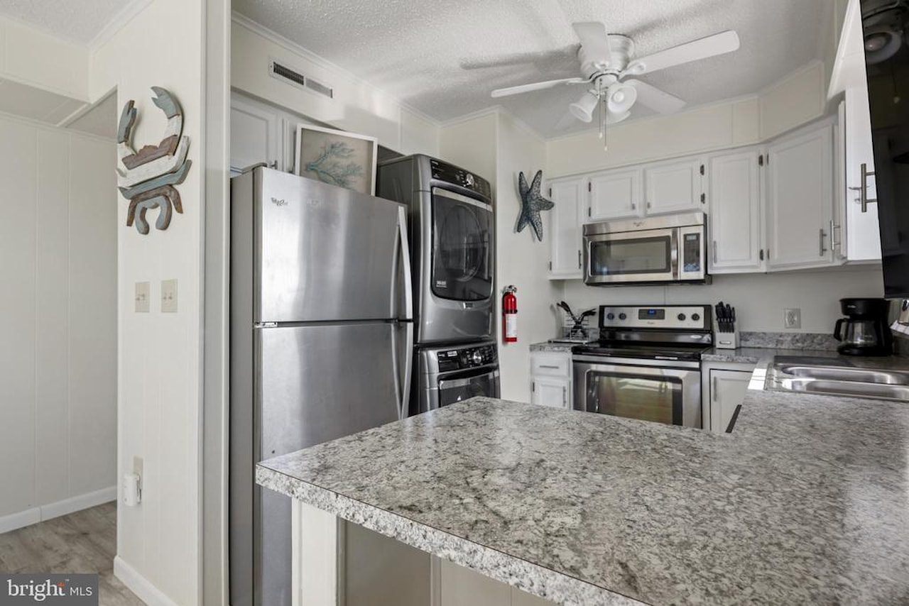 Bradley On The Bay Real Estate for Sale - 3701 Coastal Hwy #324F in Ocean City Photo 9