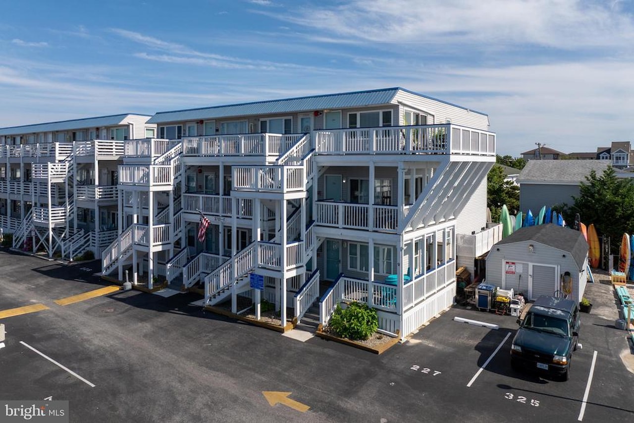 Bradley On The Bay Real Estate for Sale - 3701 Coastal Hwy #324F in Ocean City Photo 5