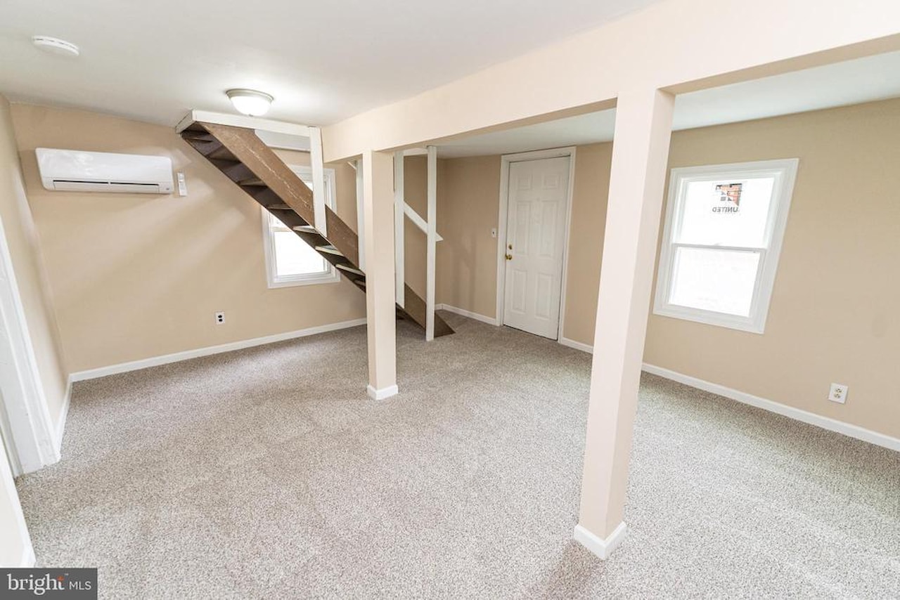  Real Estate for Sale - 706 5th St in Pocomoke City Photo 3