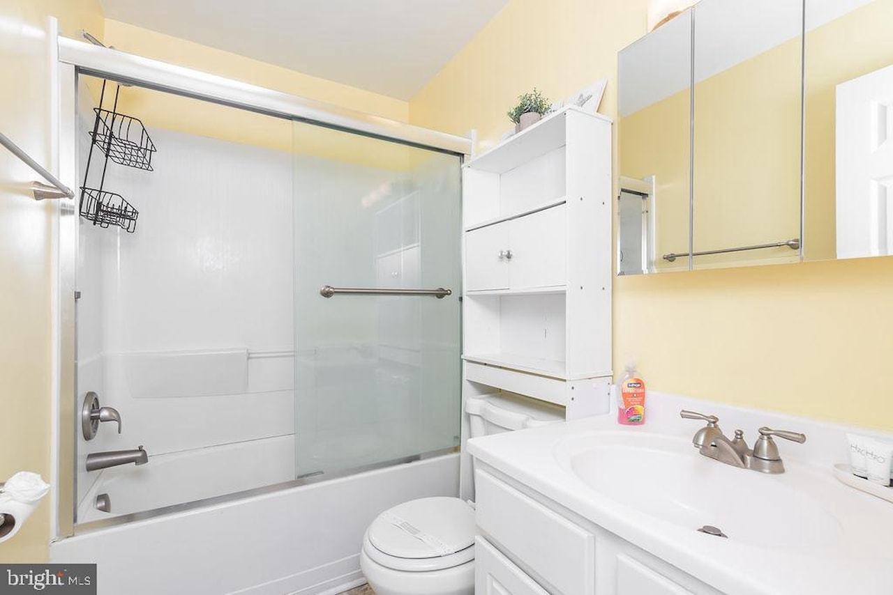 Summer Winds Real Estate for Sale - 414 Lark Ln #D203 in Ocean City Photo 6