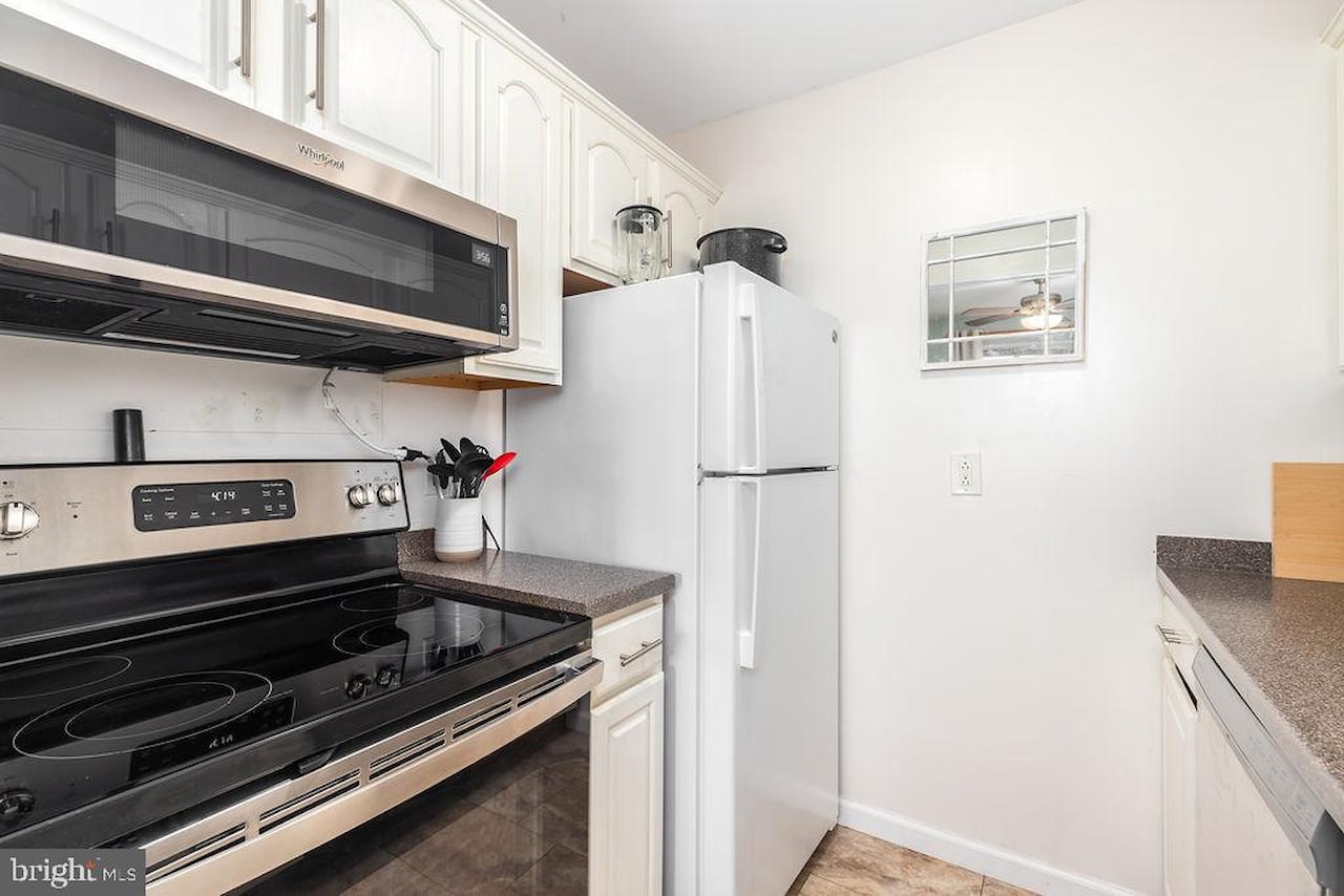 Summer Winds Real Estate for Sale - 414 Lark Ln #D203 in Ocean City Photo 10