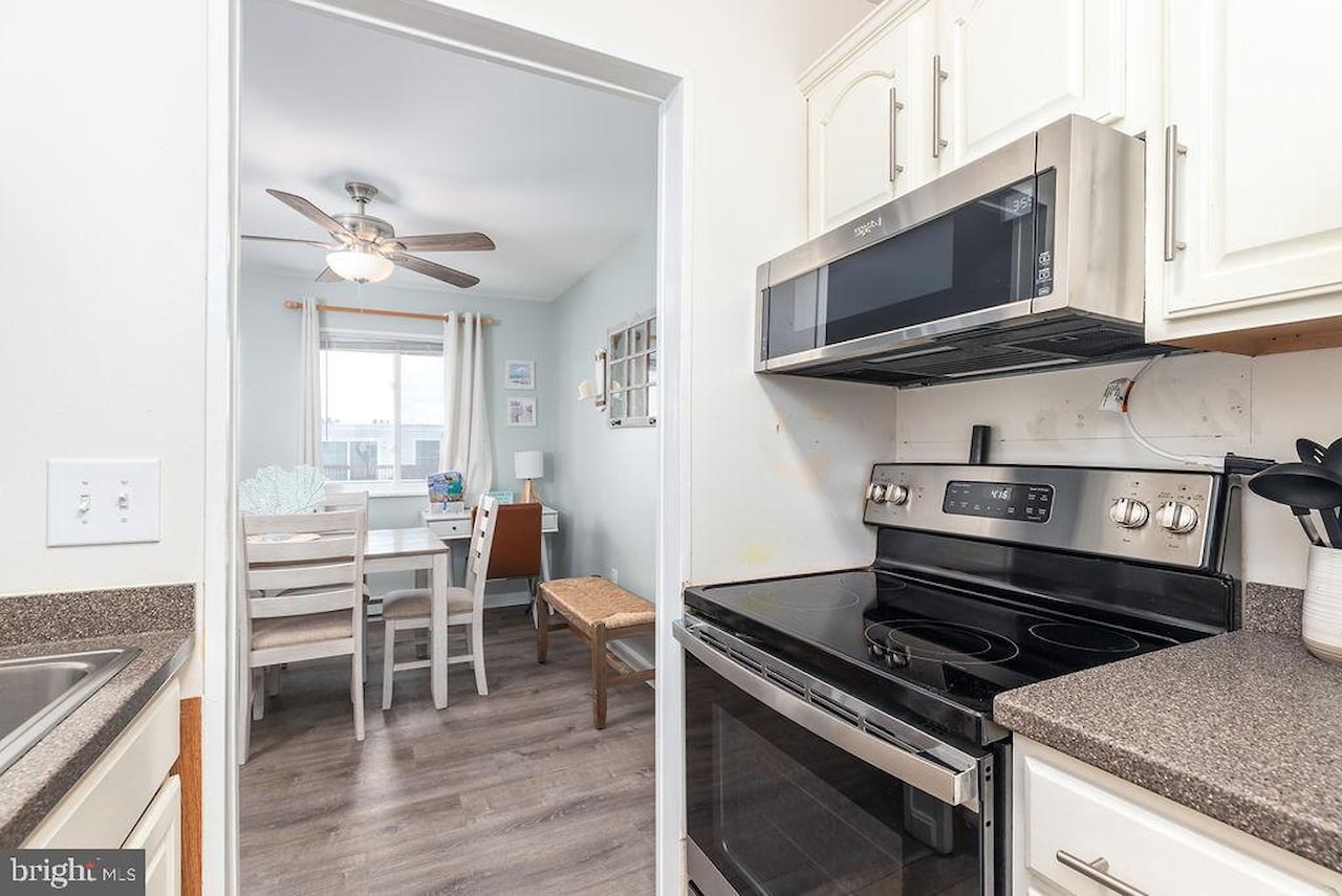 Summer Winds Real Estate for Sale - 414 Lark Ln #D203 in Ocean City Photo 8