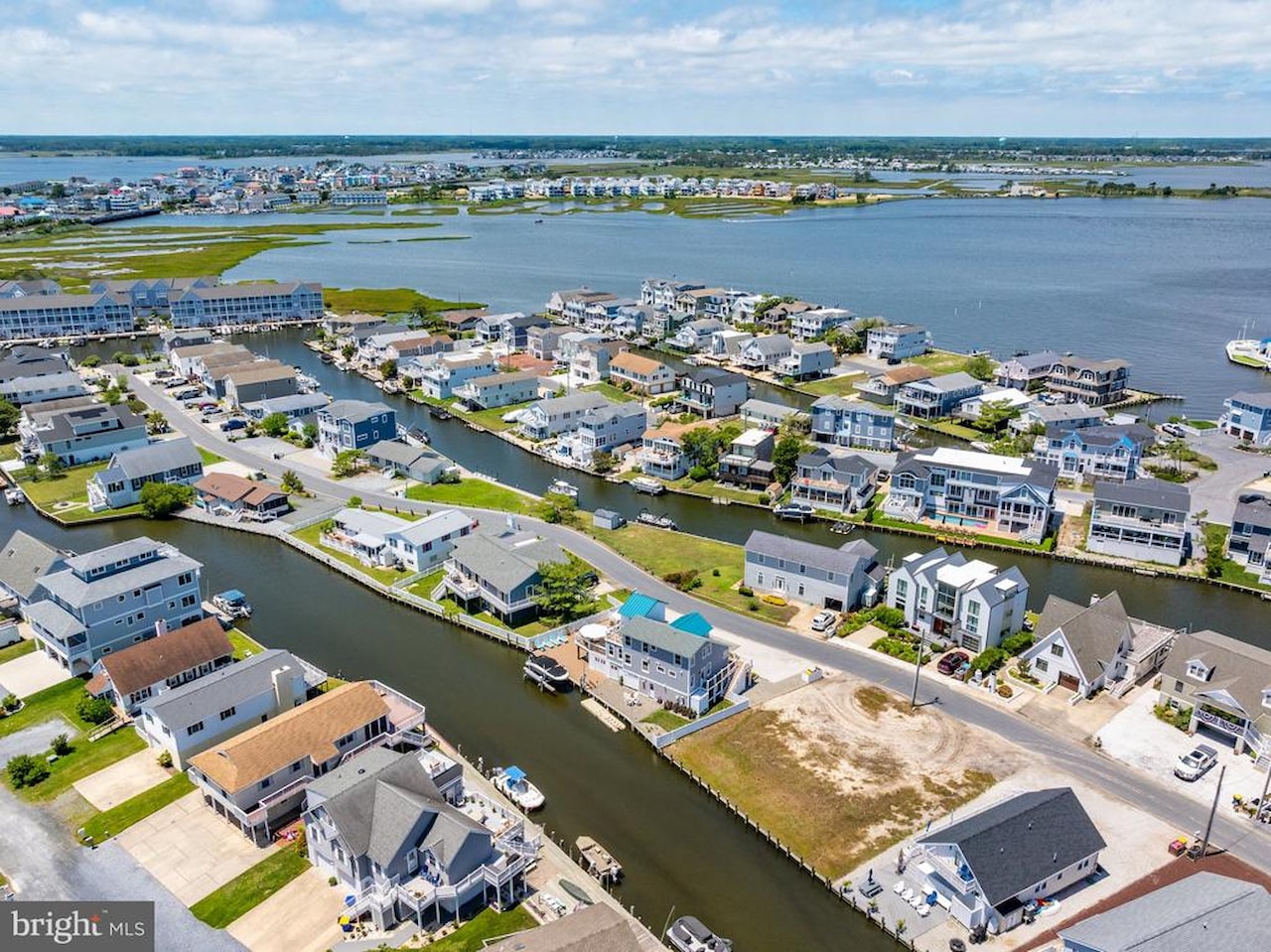  Real Estate for Sale - 28 Oyster Bay Dr in Fenwick Island Photo 92