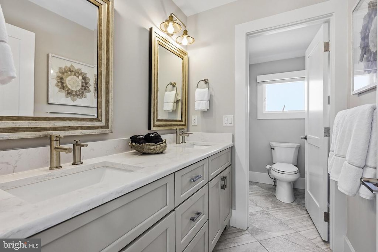  Real Estate for Sale - 28 Oyster Bay Dr in Fenwick Island Photo 47