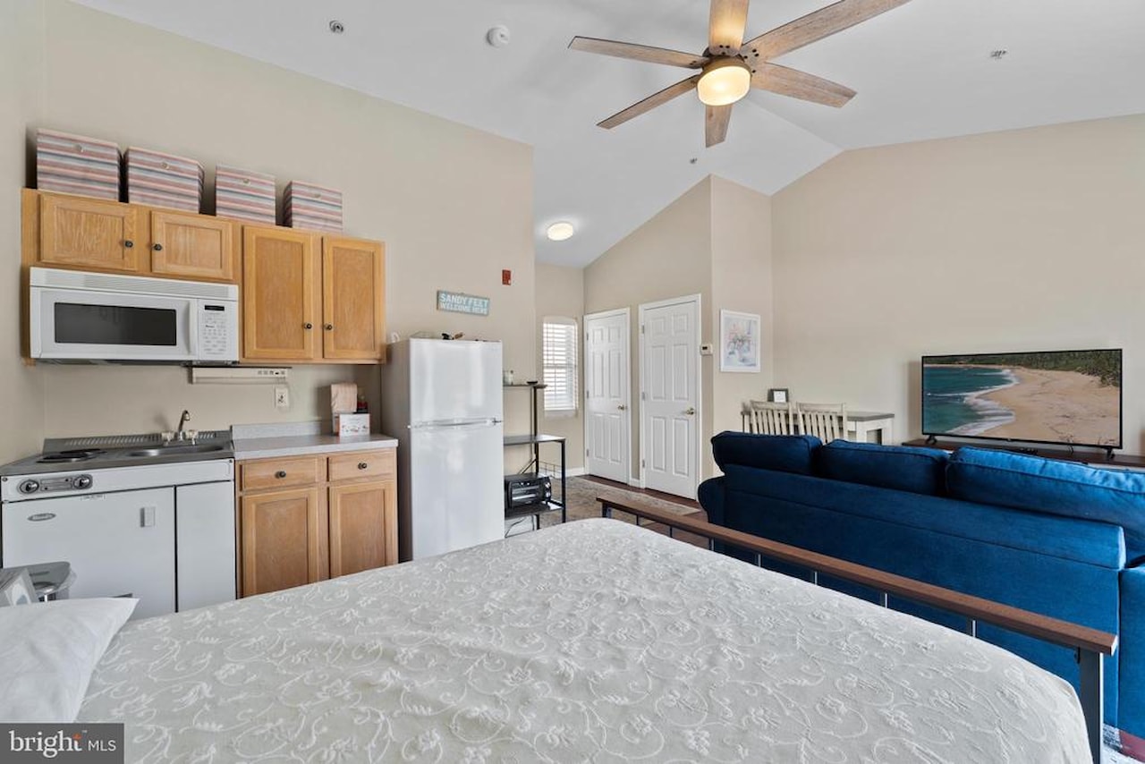 Bethany Beach Inn Real Estate for Sale - 39634 Jefferson Bridge Rd in Bethany Beach Photo 9
