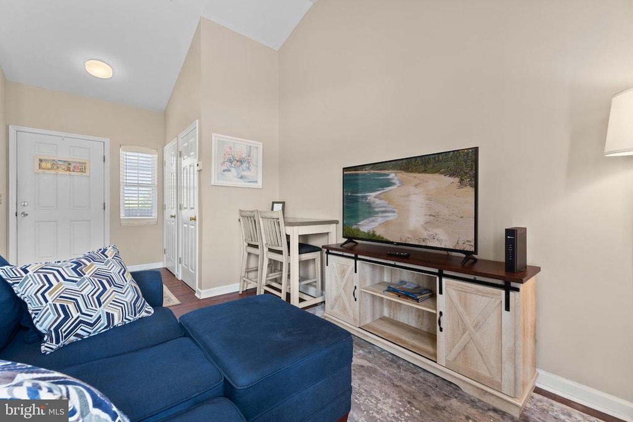 Bethany Beach Inn Real Estate for Sale - 39634 Jefferson Bridge Rd in Bethany Beach Photo 4
