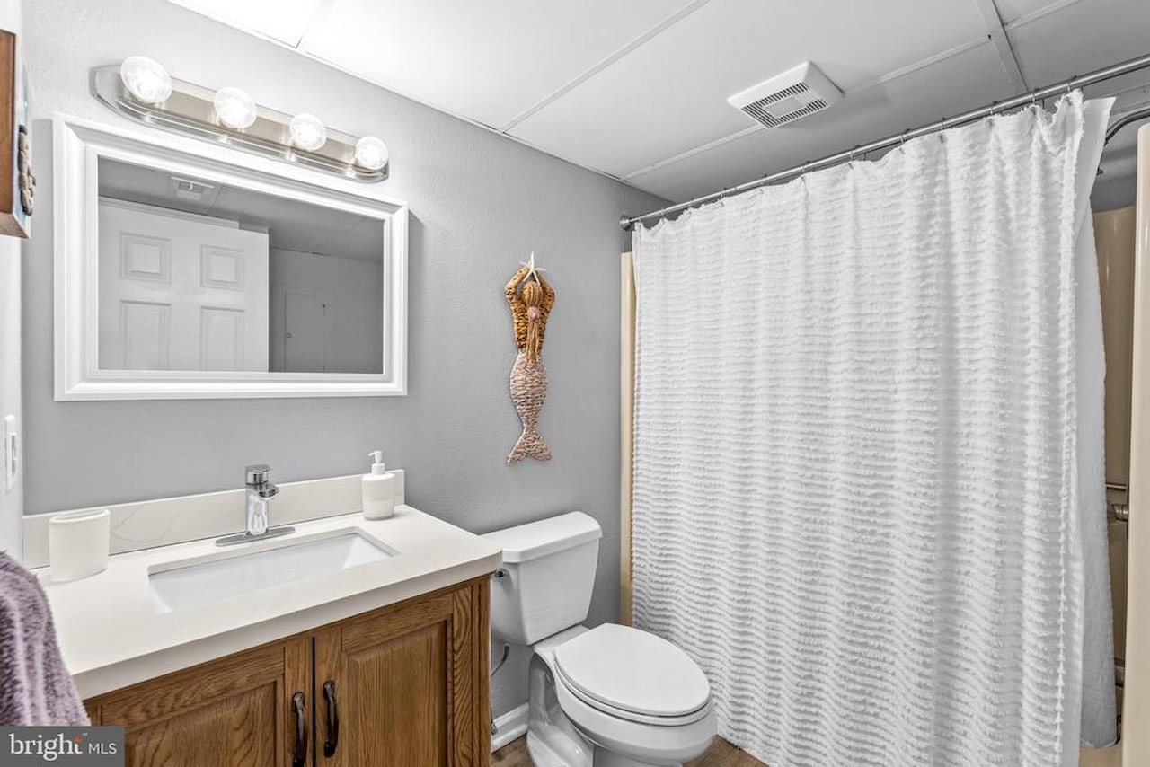 Marathon North 3 Real Estate for Sale - 805 142nd St #203 in Ocean City Photo 24