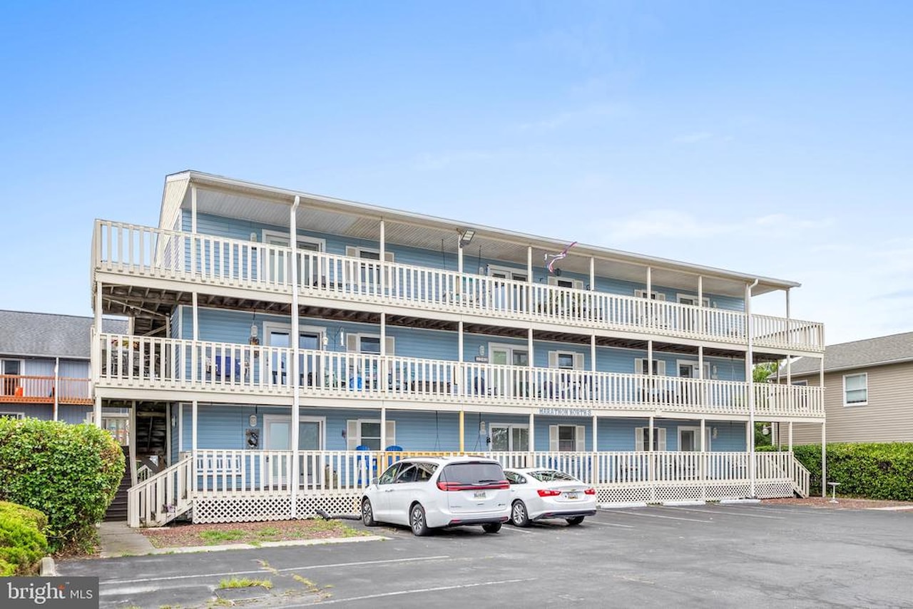 Marathon North 3 Real Estate for Sale - 805 142nd St #203 in Ocean City Photo 7