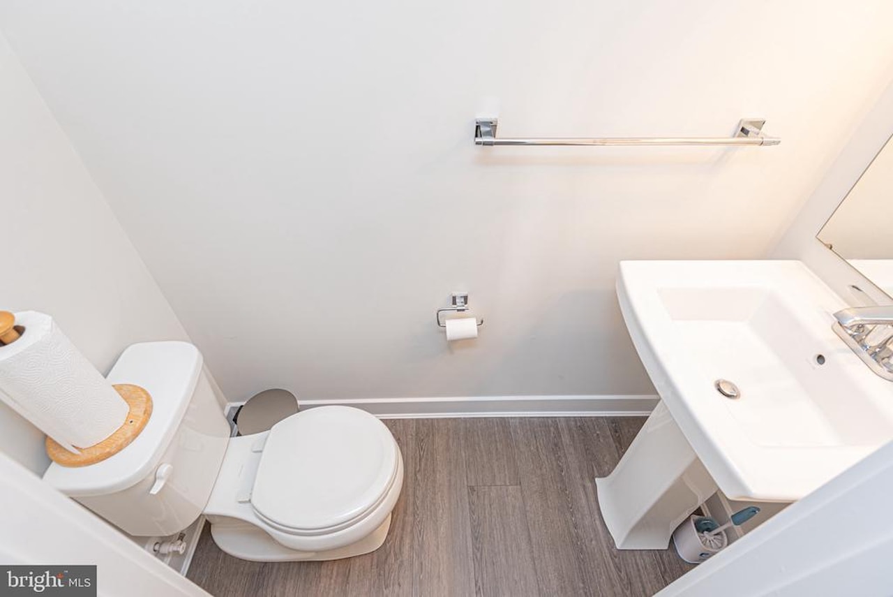  Real Estate for Sale - 8626 South Park Dr #6 in Berlin Photo 12