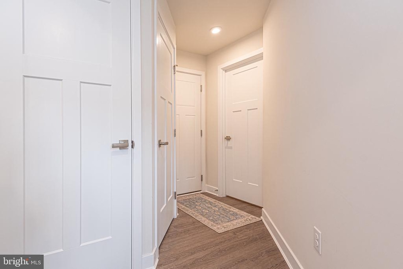  Real Estate for Sale - 8626 South Park Dr #6 in Berlin Photo 9