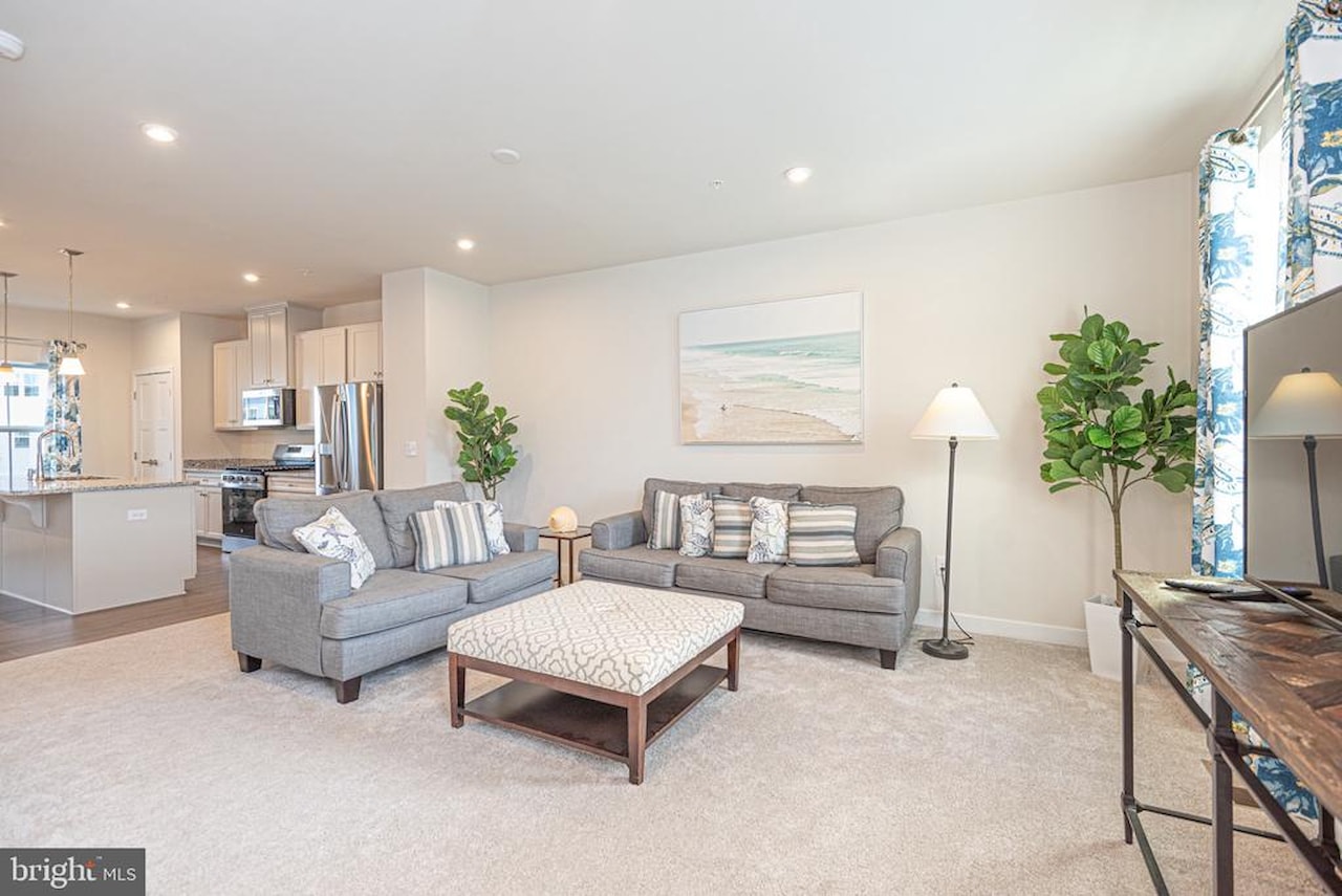  Real Estate for Sale - 8626 South Park Dr #6 in Berlin Photo 24