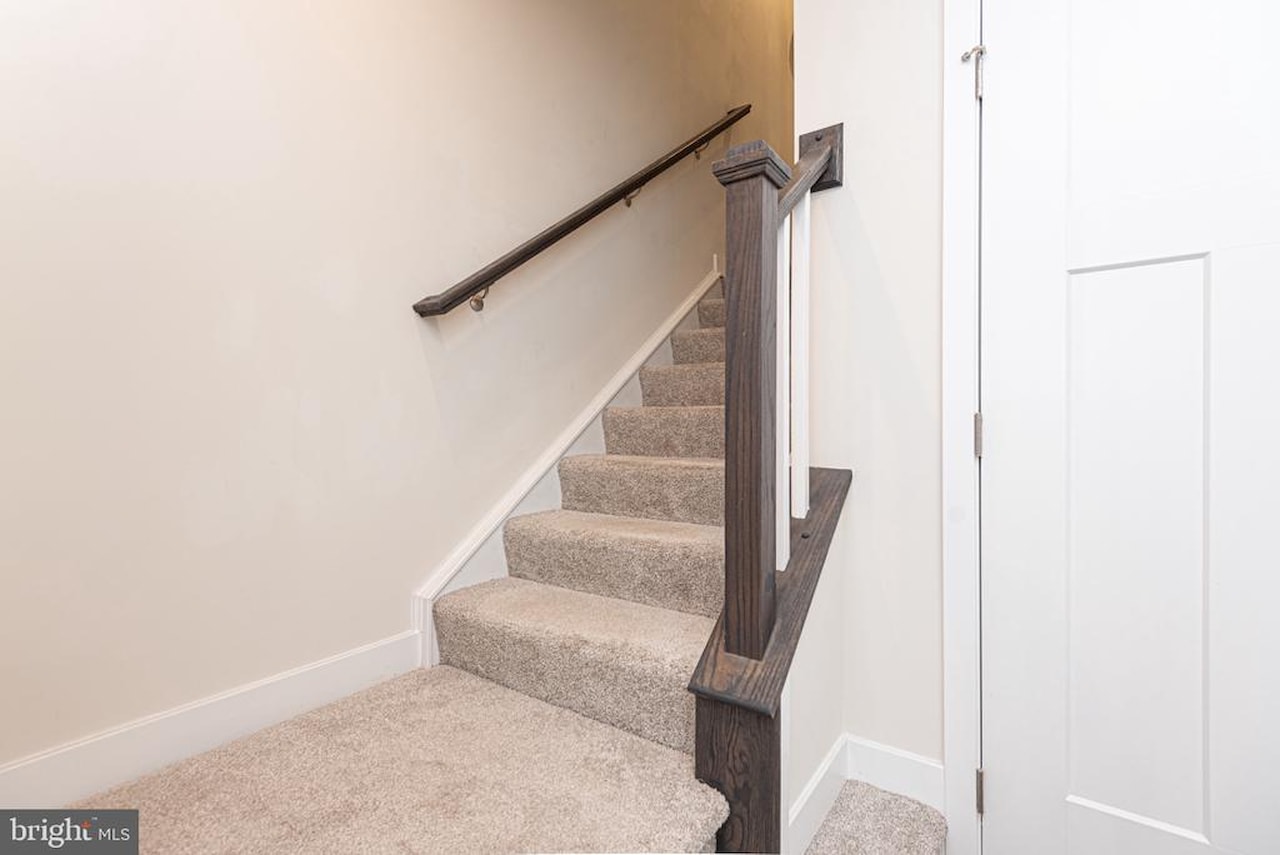  Real Estate for Sale - 8626 South Park Dr #6 in Berlin Photo 15