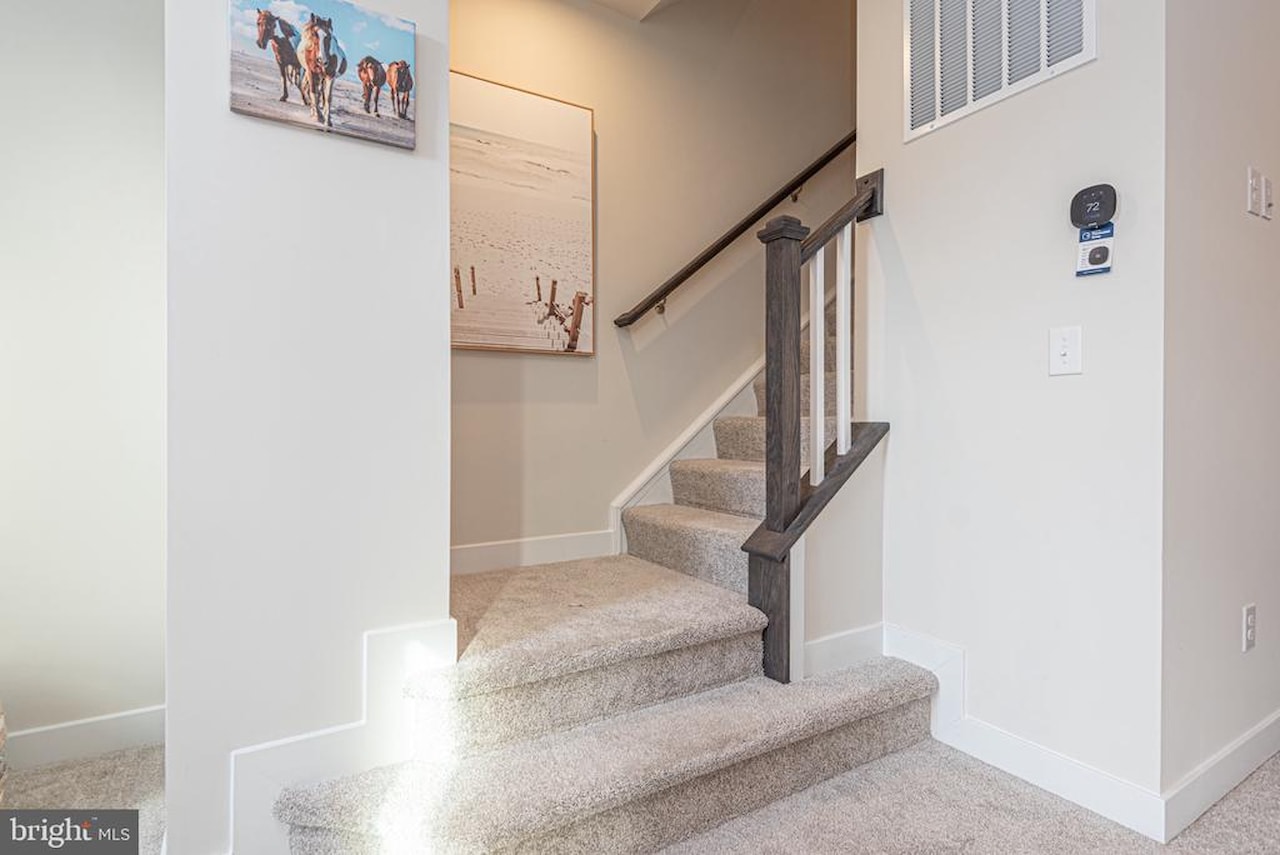  Real Estate for Sale - 8626 South Park Dr #6 in Berlin Photo 29