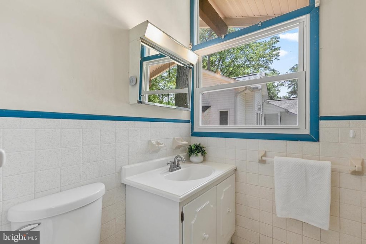  Real Estate for Sale - 25 Seabreeze Rd in Ocean Pines Photo 21