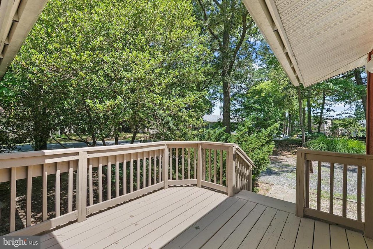  Real Estate for Sale - 25 Seabreeze Rd in Ocean Pines Photo 6