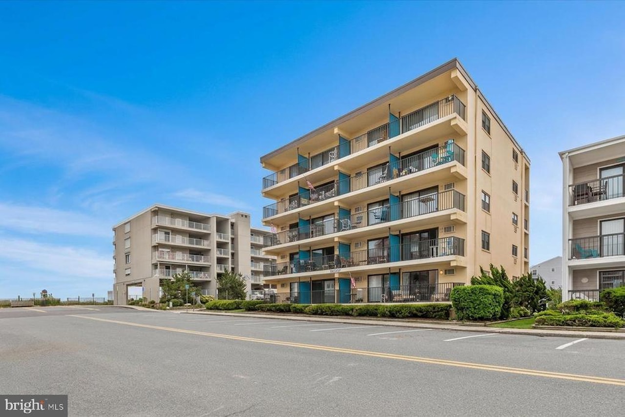 Sea Sands Real Estate for Sale - 3 140th St #104 in Ocean City