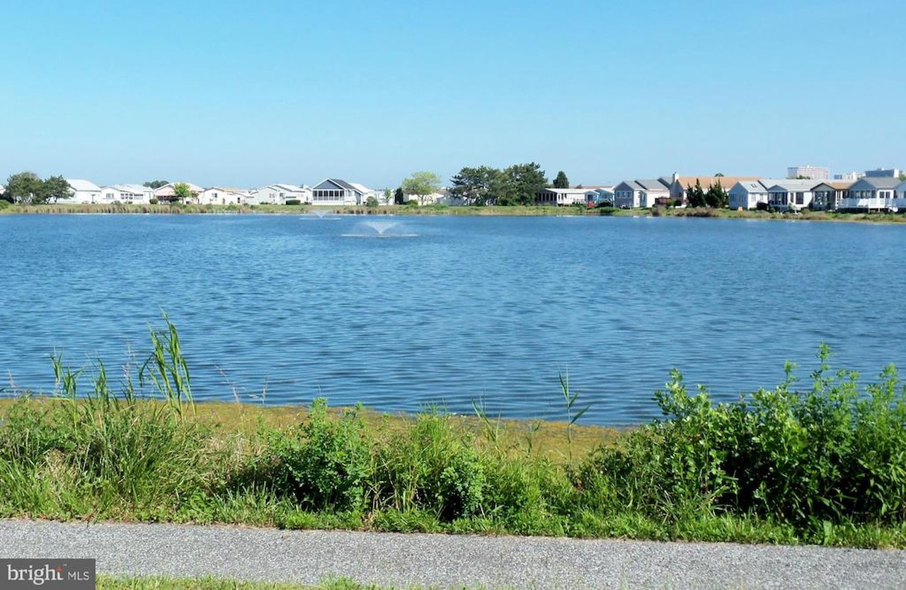  Real Estate for Sale - 13009 Atlantic Blvd in Ocean City Photo 51