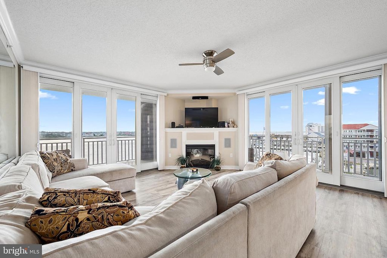 Emerson Towers Real Estate for Sale - 221 Wicomico St #504 in Ocean City Photo 6
