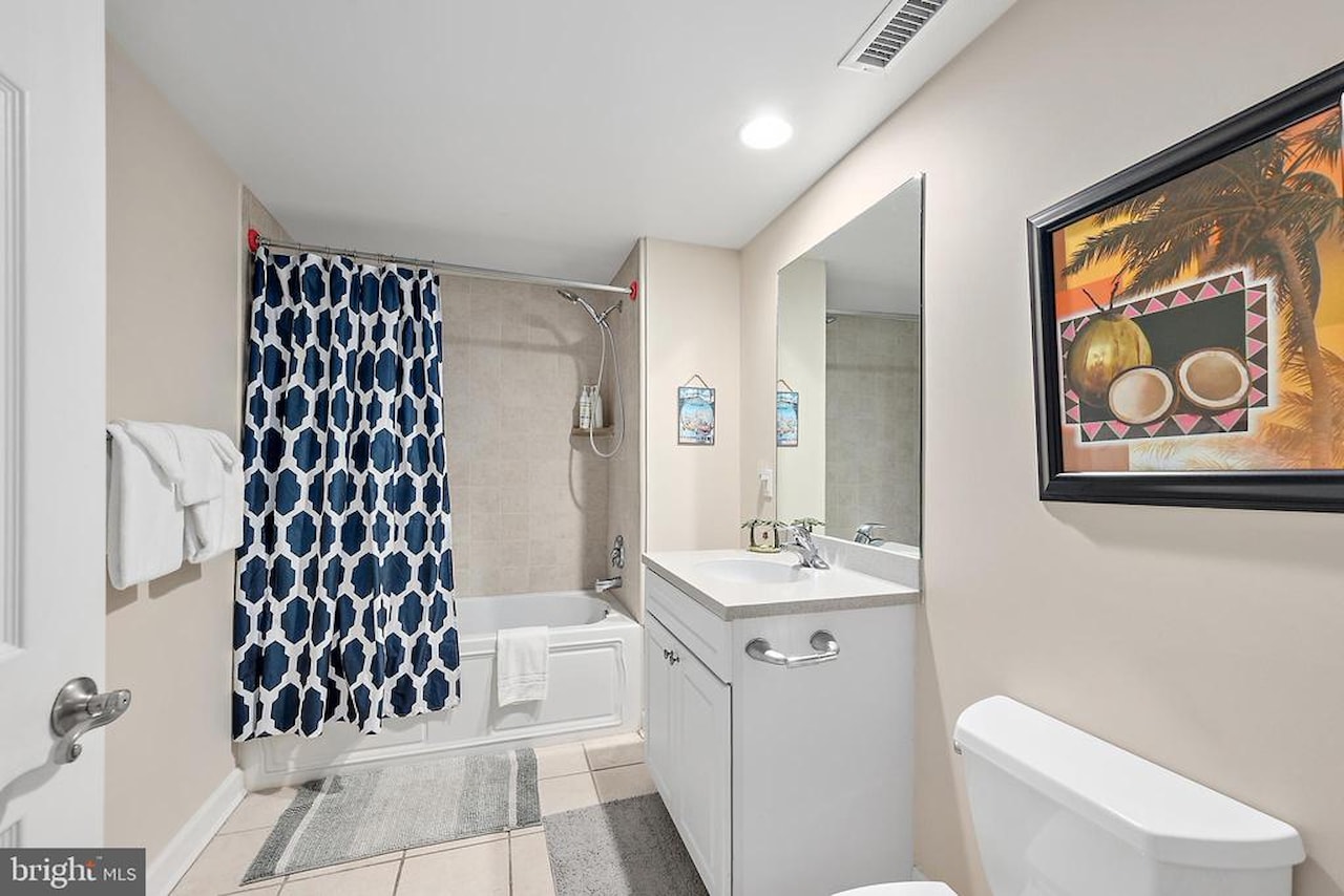 Emerson Towers Real Estate for Sale - 221 Wicomico St #504 in Ocean City Photo 34