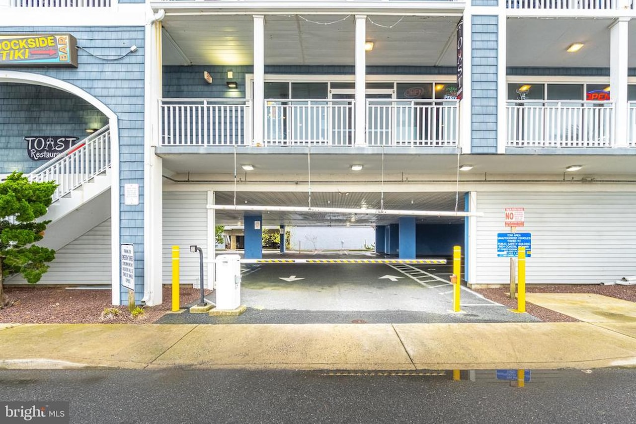 Emerson Towers Real Estate for Sale - 221 Wicomico St #504 in Ocean City Photo 49