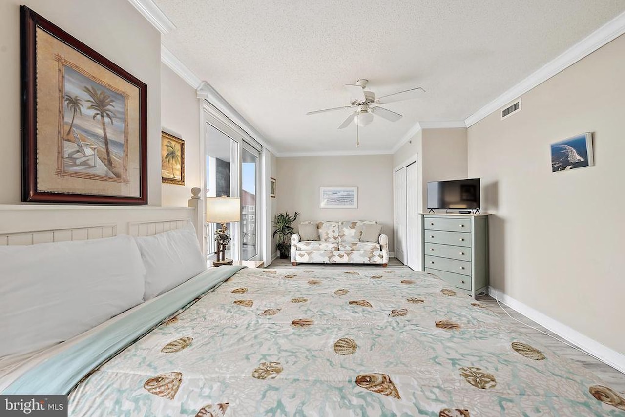 Emerson Towers Real Estate for Sale - 221 Wicomico St #504 in Ocean City Photo 27