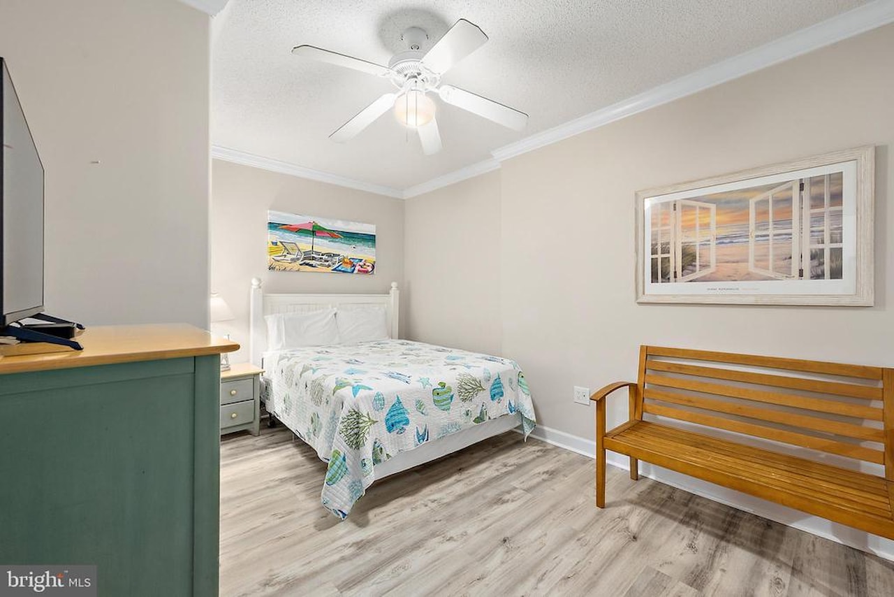 Emerson Towers Real Estate for Sale - 221 Wicomico St #504 in Ocean City Photo 32