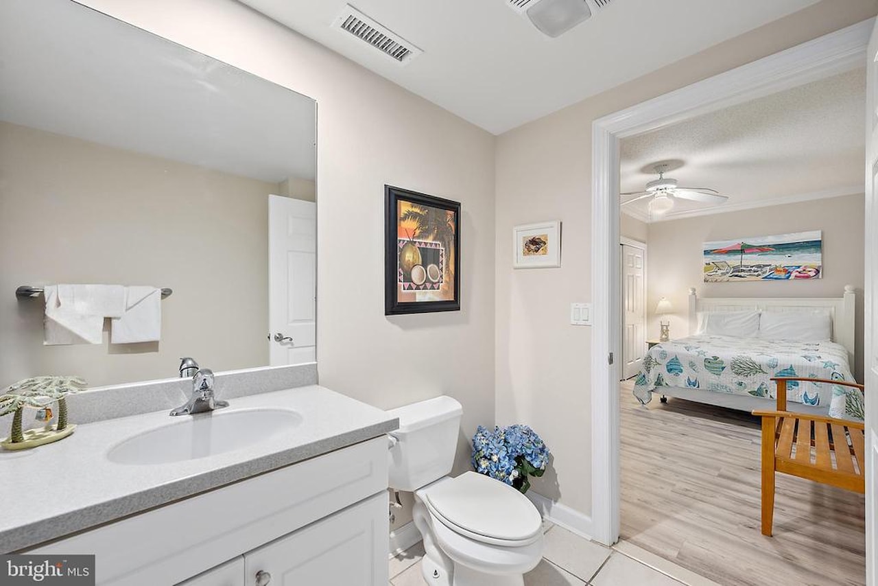 Emerson Towers Real Estate for Sale - 221 Wicomico St #504 in Ocean City Photo 35