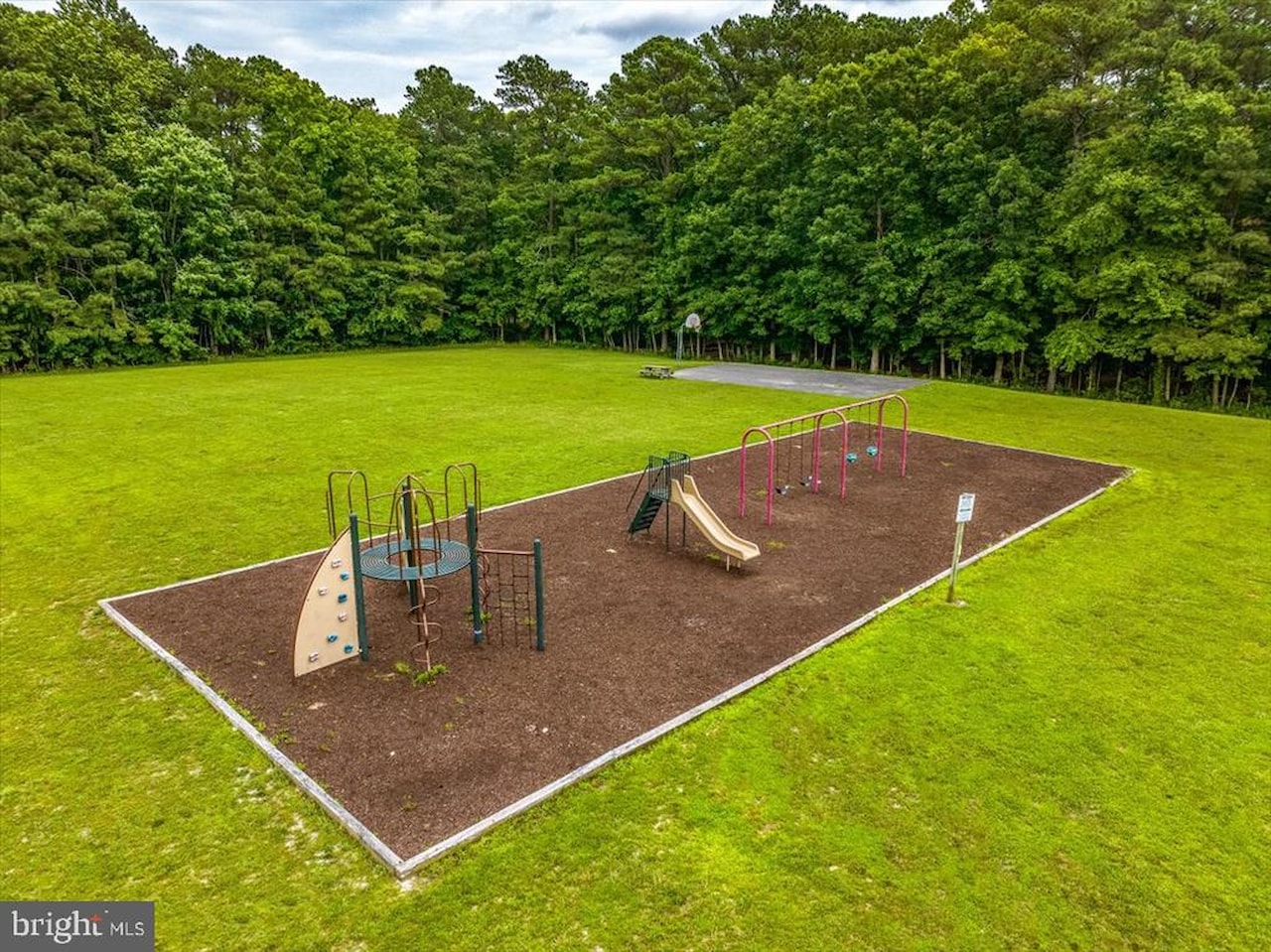  Real Estate for Sale - 1218 Ocean Parkway in Ocean Pines Photo 7