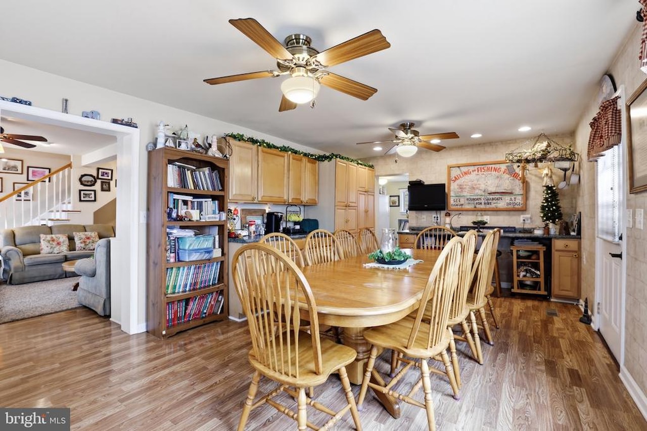  Real Estate for Sale - 38967 Willow Ln in Fenwick Island Photo 11