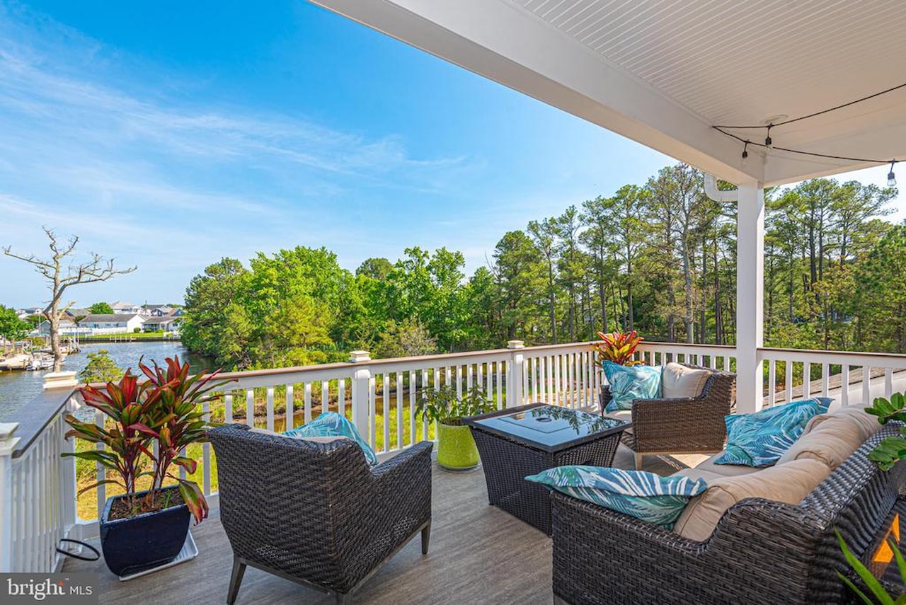  Real Estate for Sale - 38039 Water Walk Way in Selbyville Photo 59