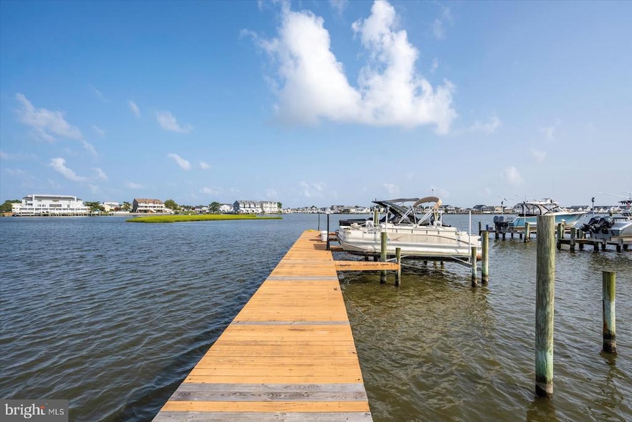  Real Estate for Sale - 13506 Yellow Banks Ct in Ocean City Photo 105