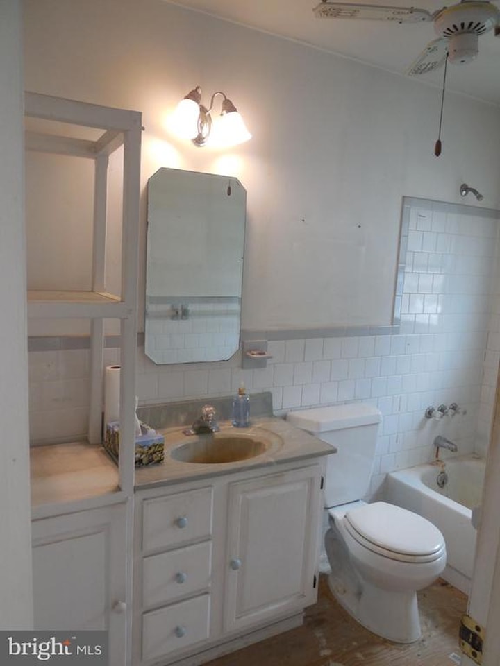  Real Estate for Sale - 12330 Snug Harbor Rd in Berlin Photo 19