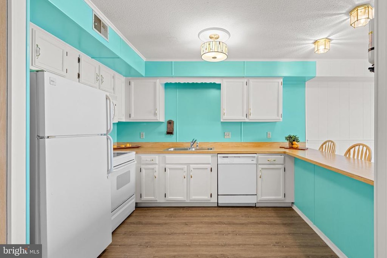 Bradley On The Bay Real Estate for Sale - 3701 Coastal Hwy #321E1 in Ocean City Photo 15