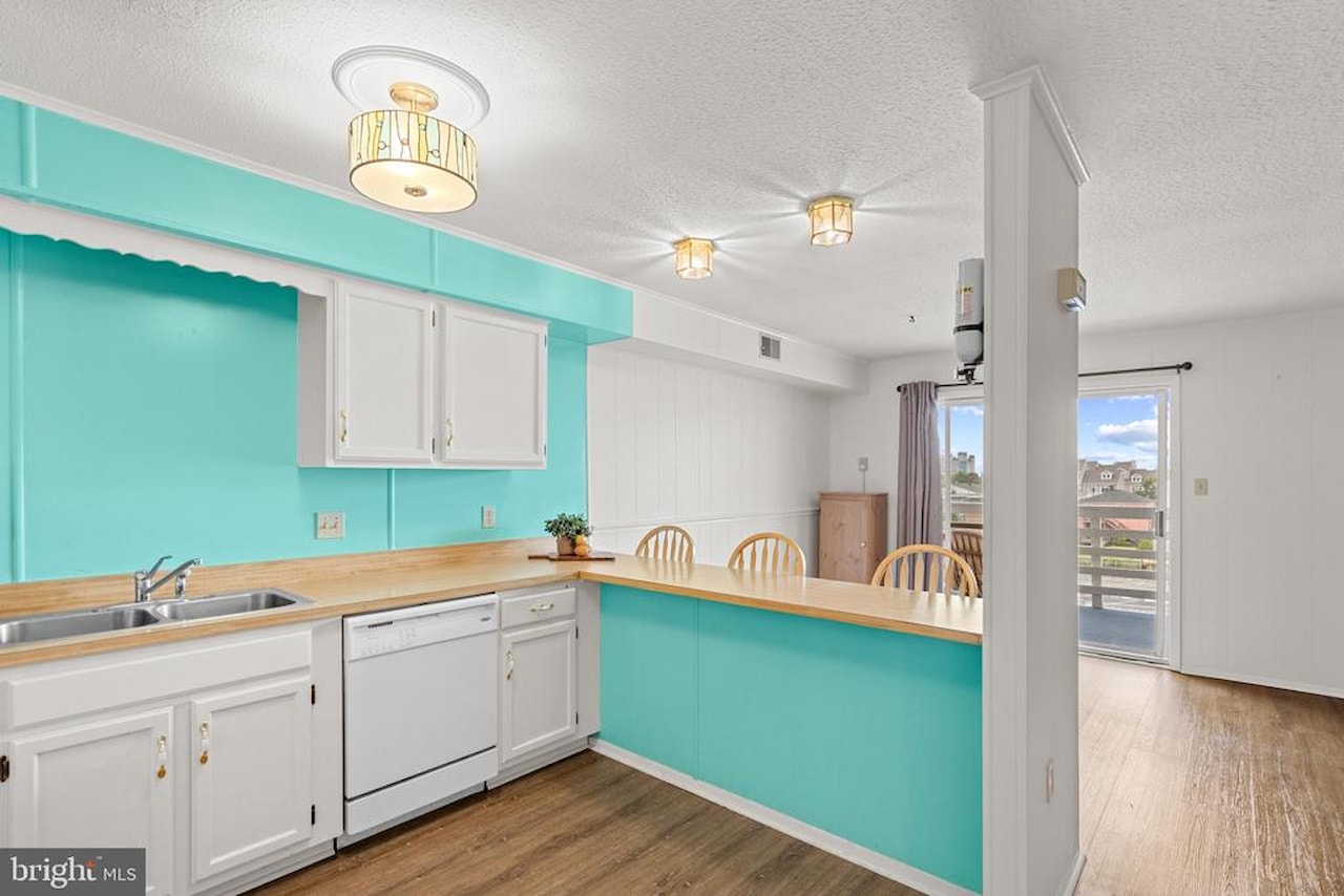 Bradley On The Bay Real Estate for Sale - 3701 Coastal Hwy #321E1 in Ocean City Photo 17
