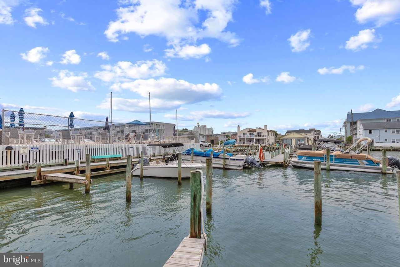Bradley On The Bay Real Estate for Sale - 3701 Coastal Hwy #321E1 in Ocean City Photo 40