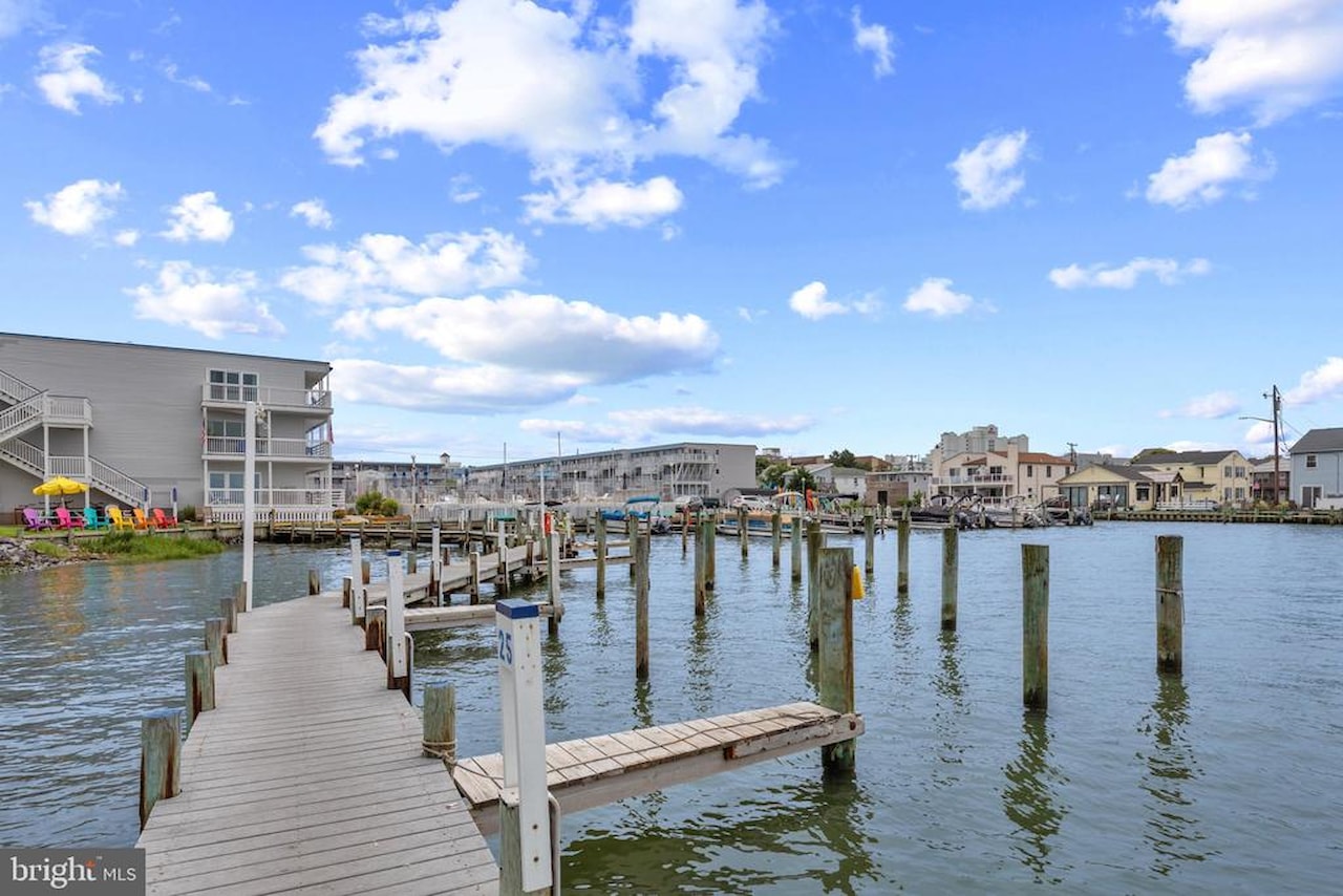 Bradley On The Bay Real Estate for Sale - 3701 Coastal Hwy #321E1 in Ocean City Photo 39