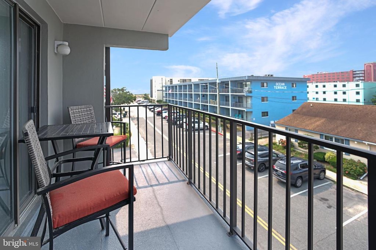 Summer Palace Real Estate for Sale - 18 69th St #9 in Ocean City Photo 6