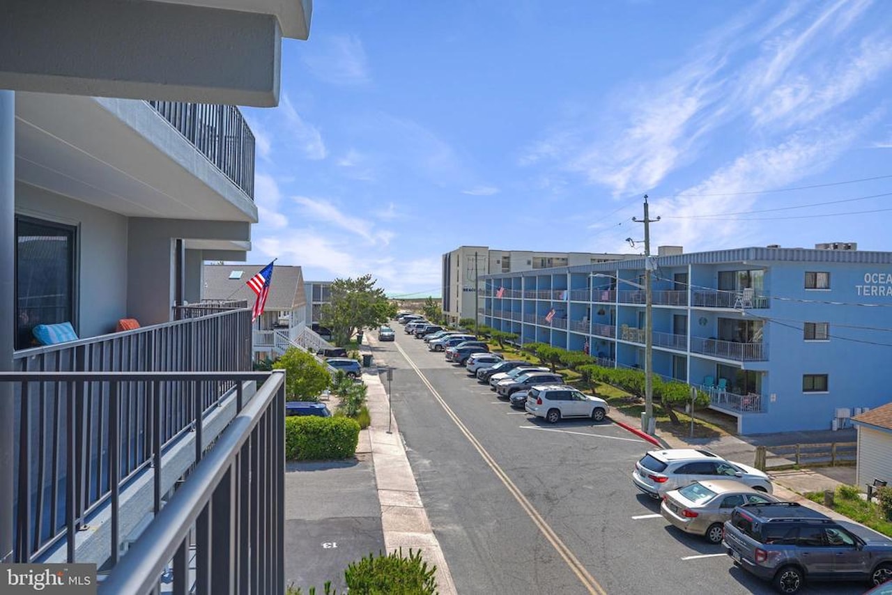 Summer Palace Real Estate for Sale - 18 69th St #9 in Ocean City Photo 12