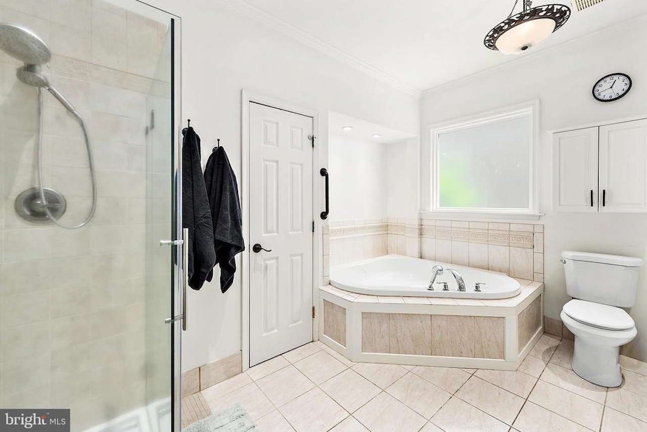  Real Estate for Sale - 58 Hingham Ln in Berlin Photo 21