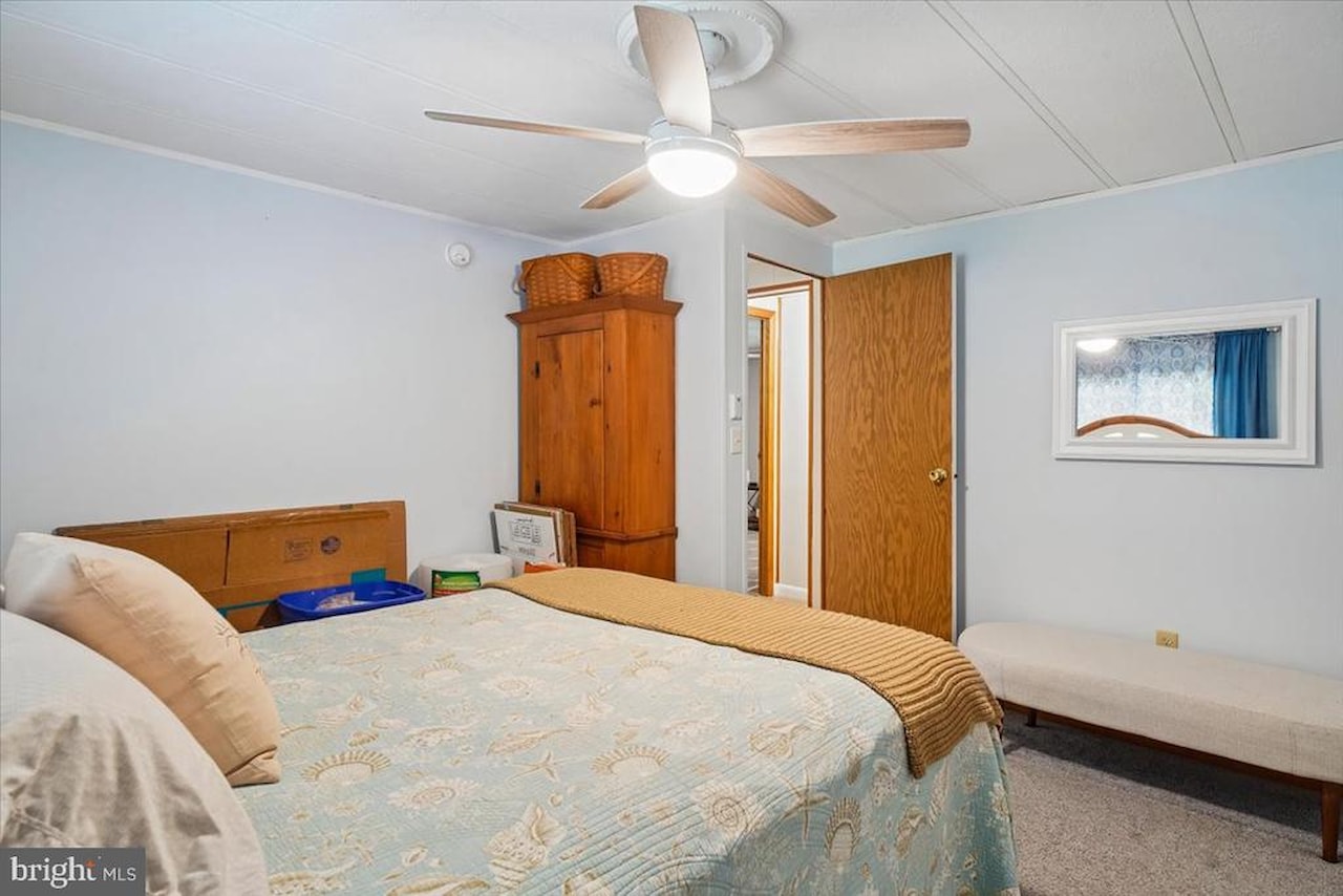  Real Estate for Sale - 30879 Maplewood Rd in Ocean View Photo 30