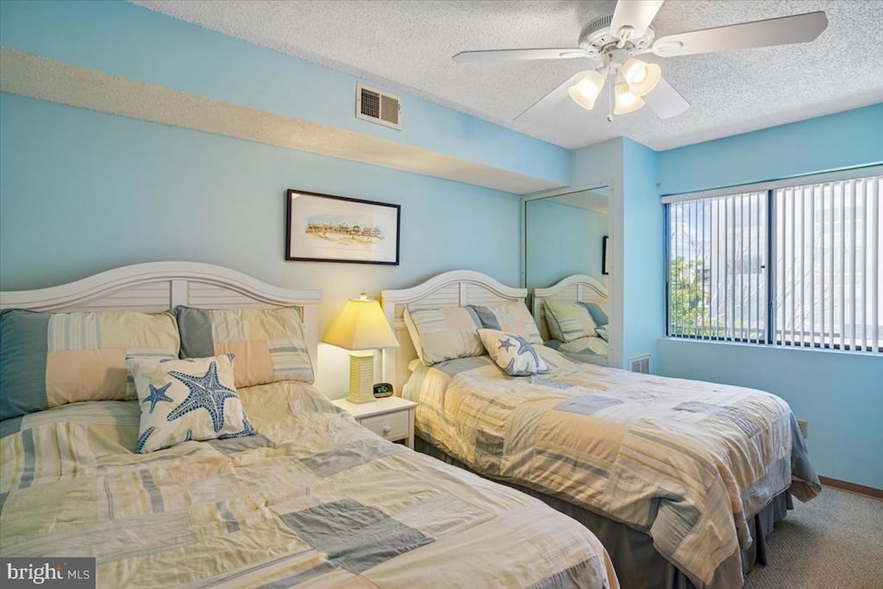Jamaica Bay Real Estate for Sale - 204 33rd St #30302 in Ocean City Photo 9