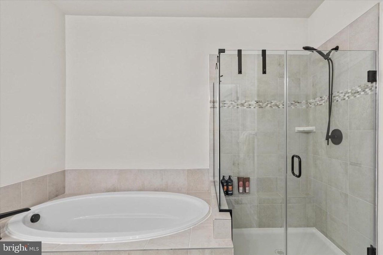  Real Estate for Sale - 12105 Landings Blvd in Berlin Photo 31
