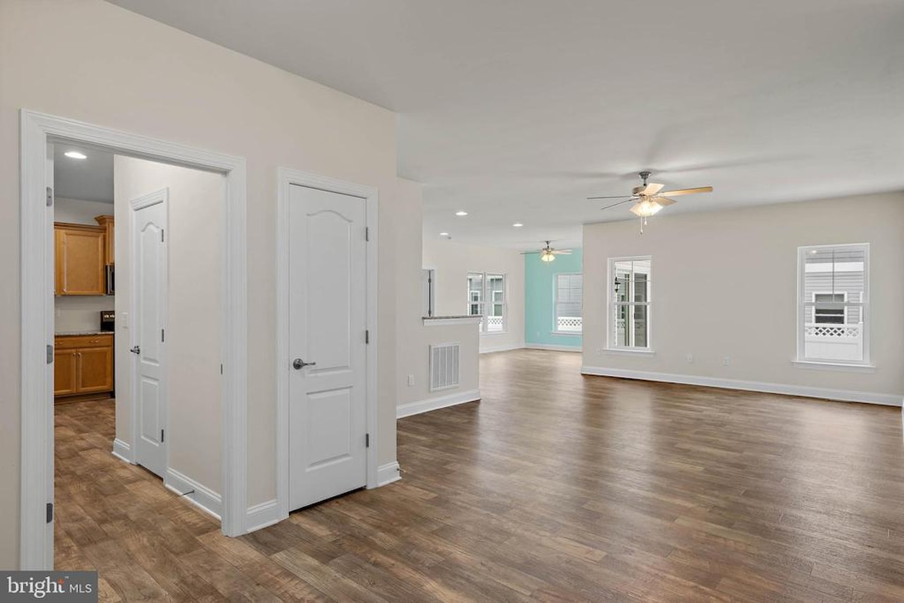  Real Estate for Sale - 36216 Mooring Ln in Dagsboro Photo 6