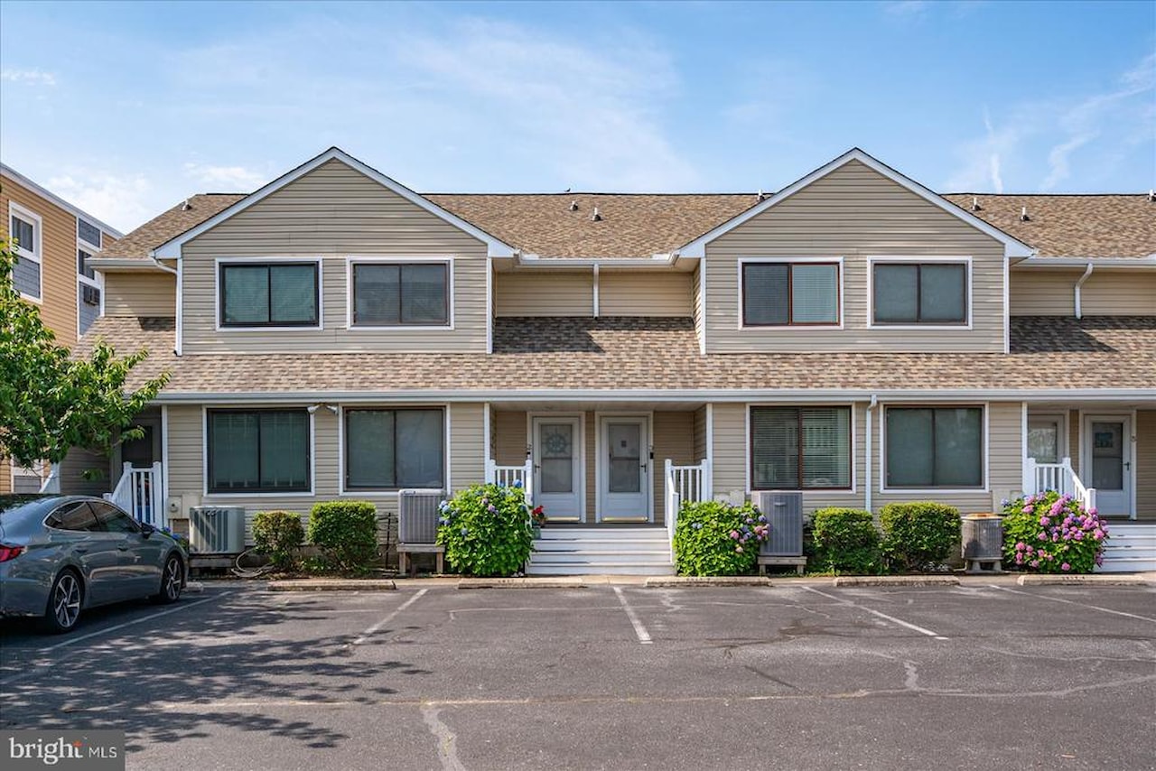 Caneel Cay Real Estate for Sale - 709 94th St #3 in Ocean City Photo 2