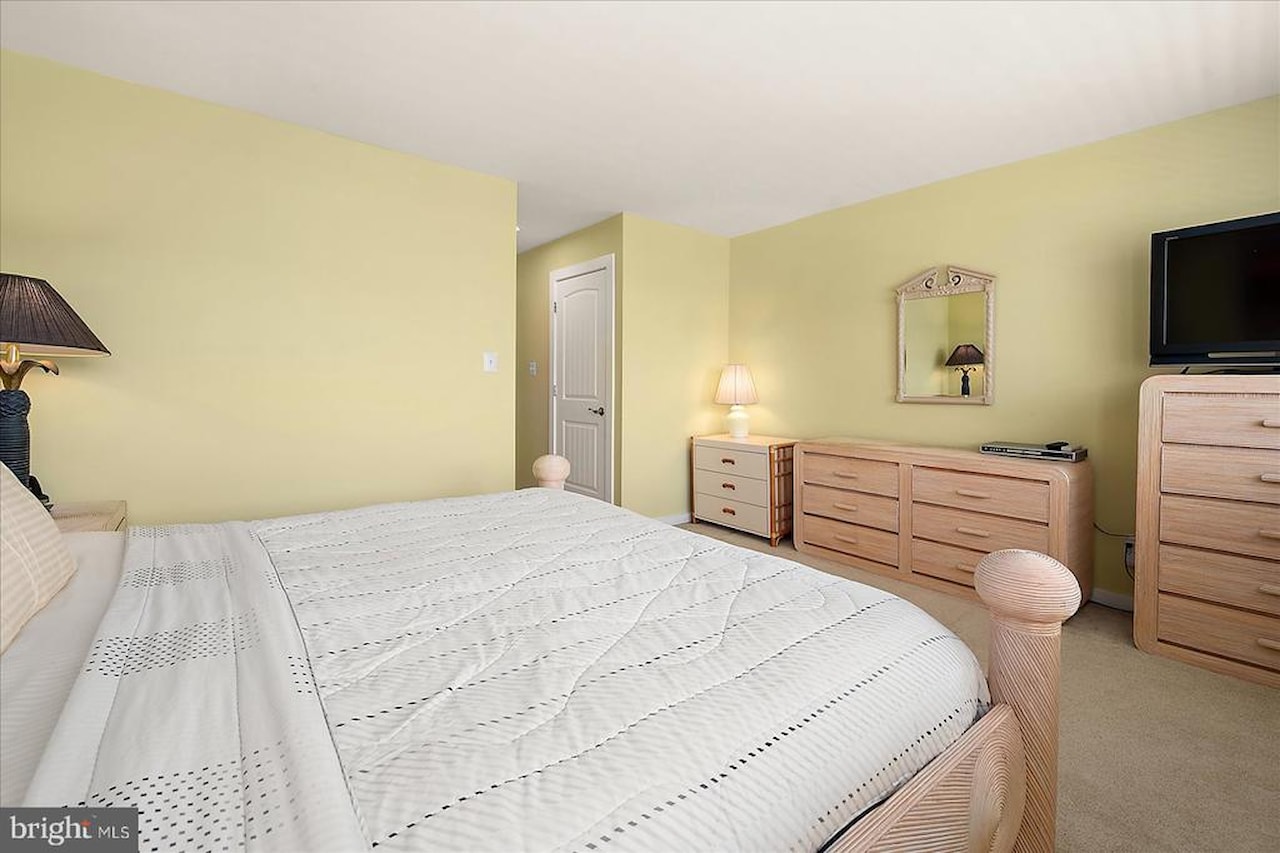Caneel Cay Real Estate for Sale - 709 94th St #3 in Ocean City Photo 29