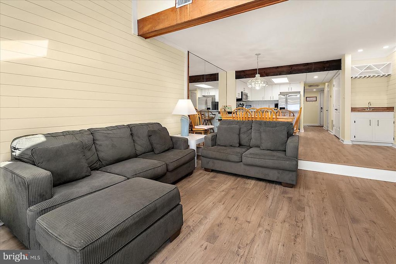 Caneel Cay Real Estate for Sale - 709 94th St #3 in Ocean City Photo 16